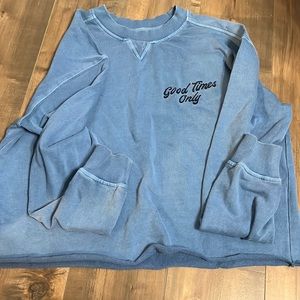 Comfy Crewneck!